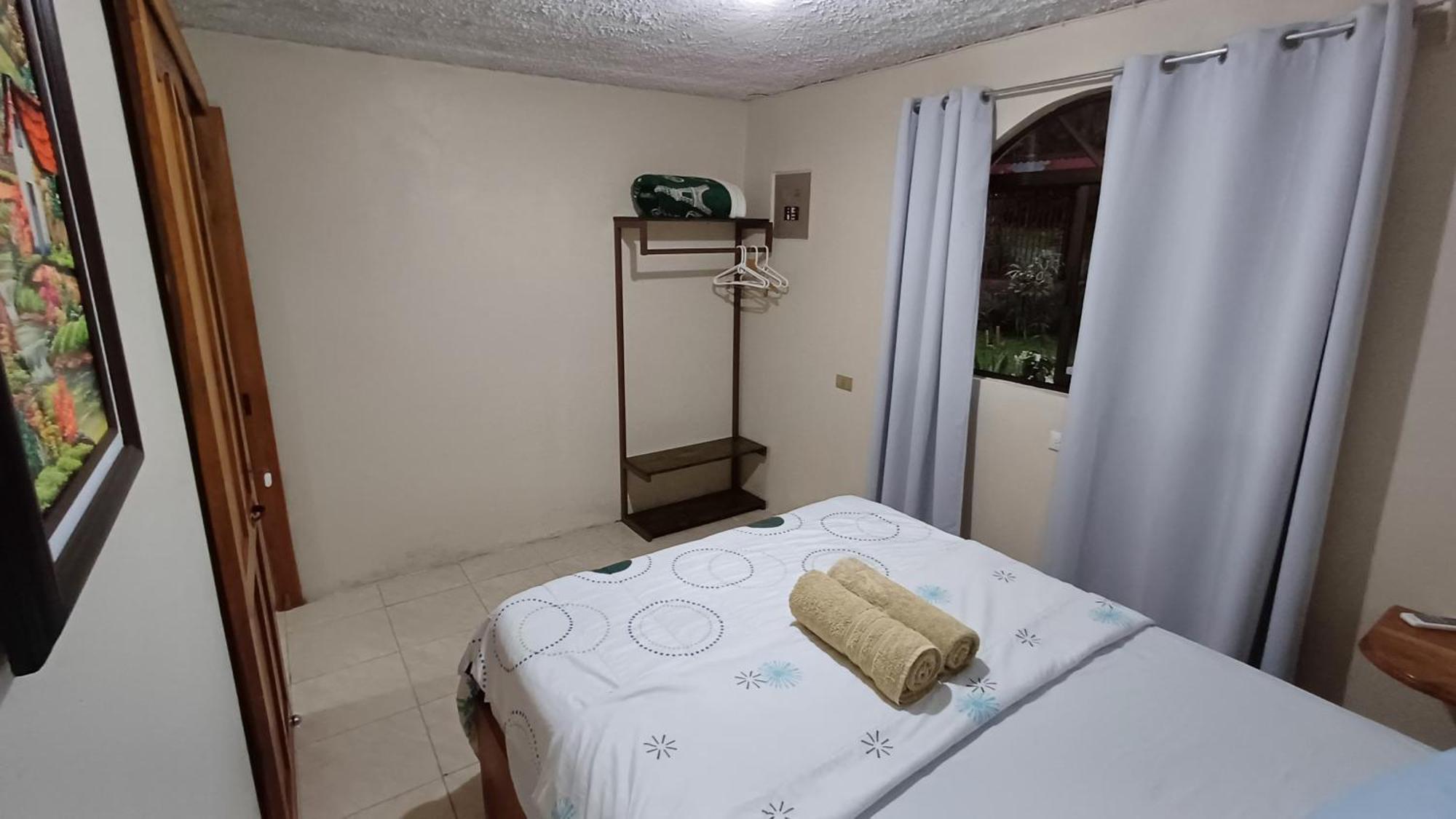 Alinas House Apartment La Fortuna Екстериор снимка