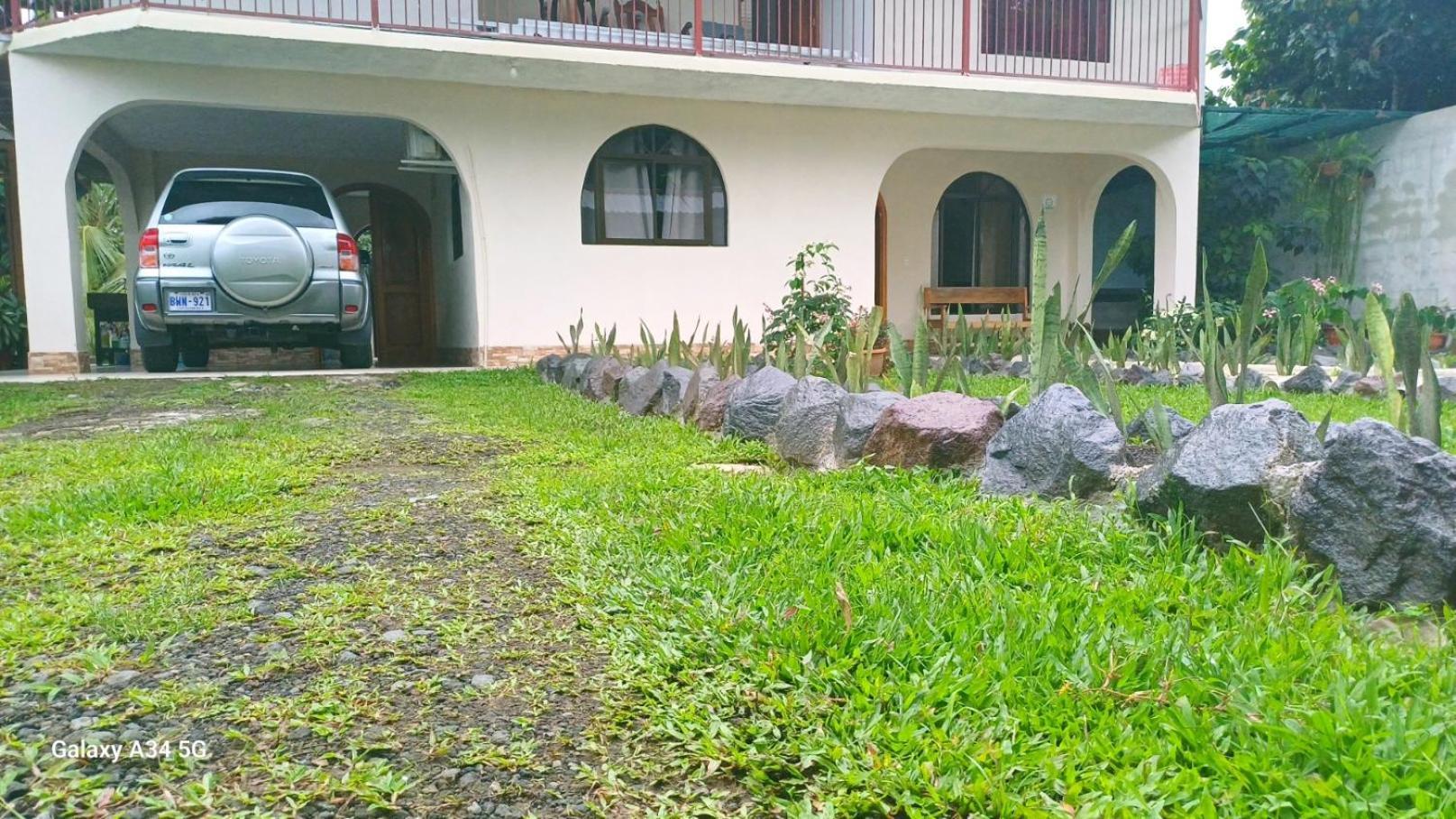 Alinas House Apartment La Fortuna Екстериор снимка