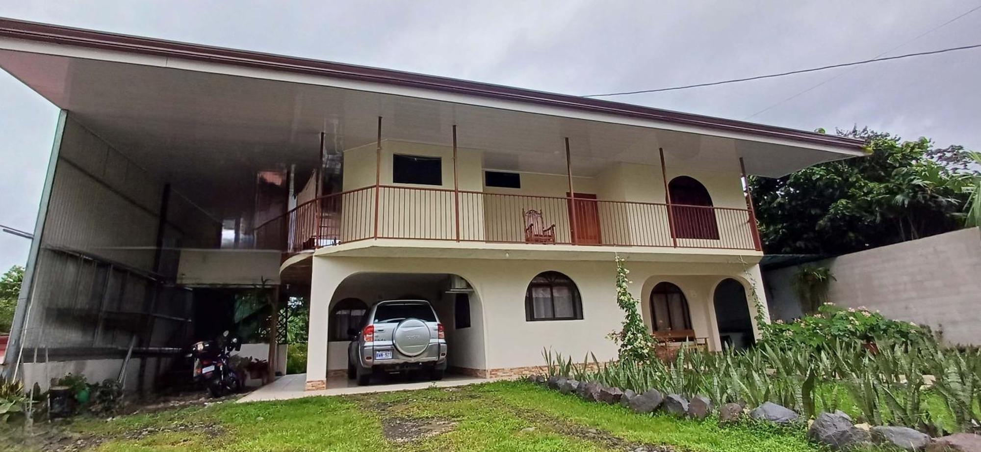 Alinas House Apartment La Fortuna Екстериор снимка